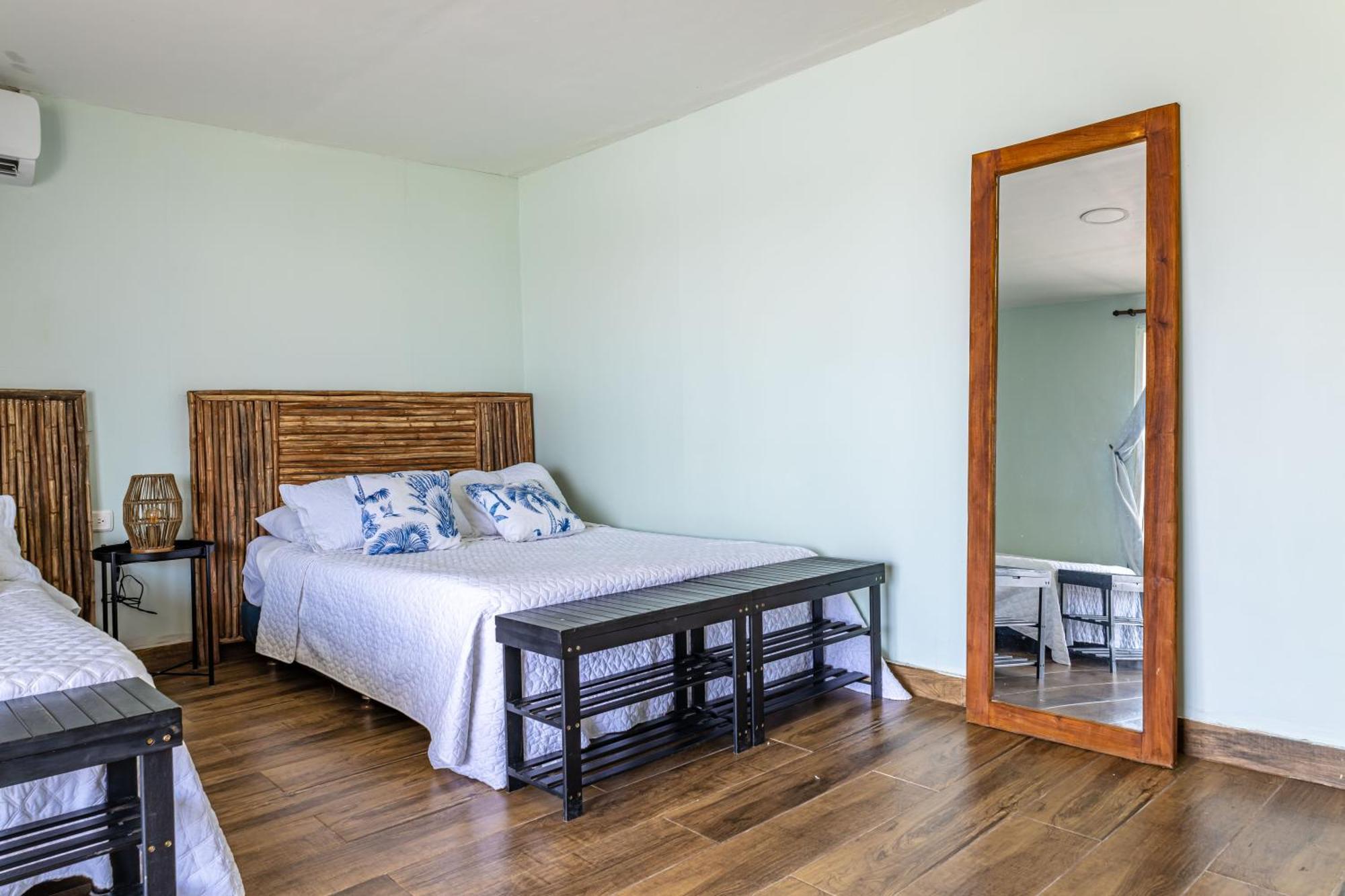 Hotel Fragata Island House Cartagena  Zimmer foto